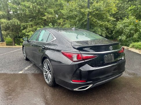 Used 2024 Lexus ES 350 w/ Premium Package FWD image 3