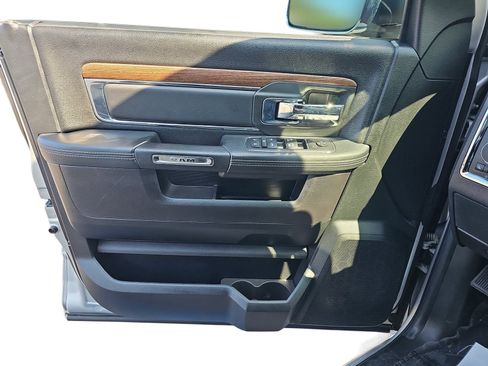 Used 2016 RAM 1500 Laramie AWD/4WD image 22