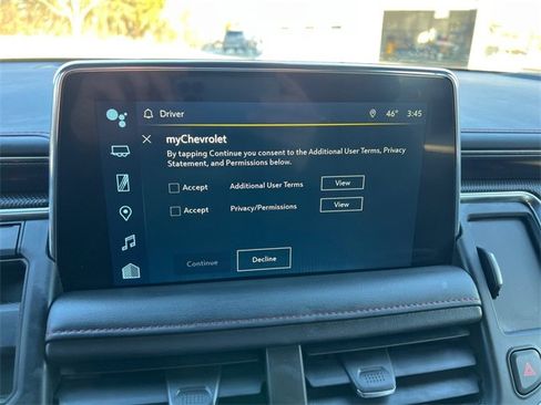 Used 2022 Chevrolet Suburban RST w/ Luxury Package image 24