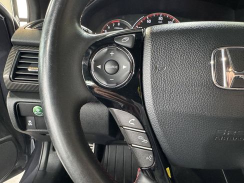 Used 2017 Honda Accord Sport Special Edition image 15