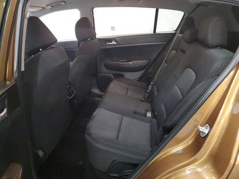 Used 2020 Kia Sportage LX AWD/4WD image 25
