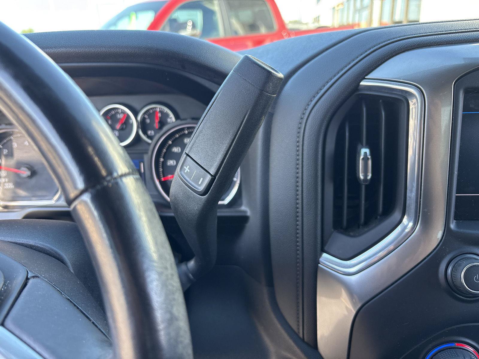 Used 2019 Chevrolet Silverado 1500 LT w/ All-Star Edition AWD/4WD image 22