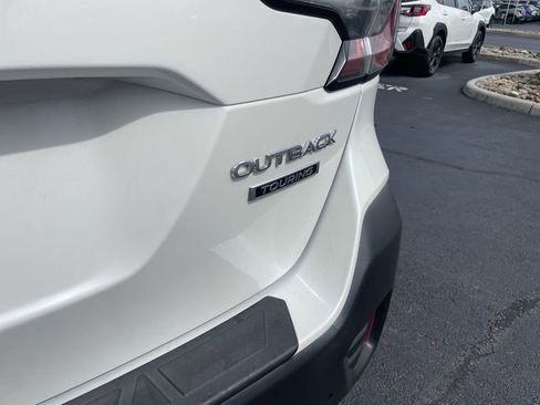 Used 2020 Subaru Outback Touring AWD/4WD image 6