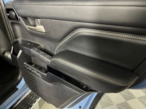 Used 2025 Toyota 4Runner Limited image 31