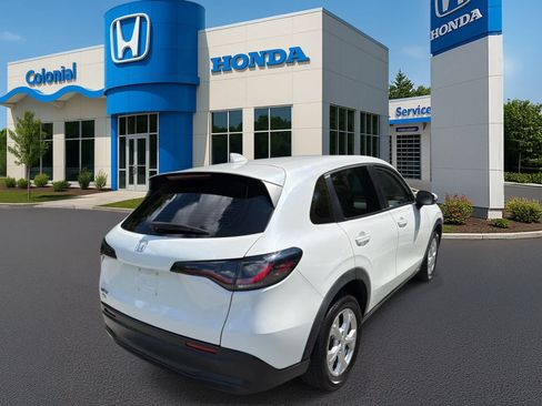 Used 2023 Honda HR-V LX image 6