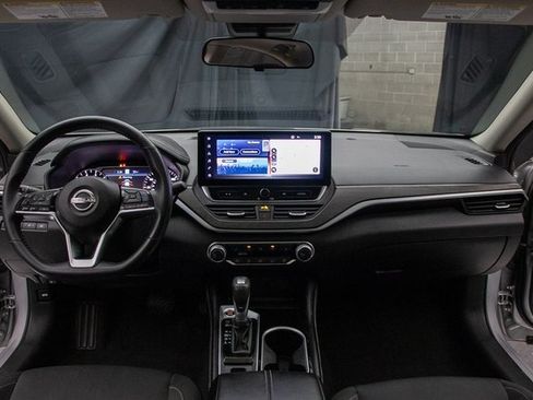 Used 2025 Nissan Altima 2.5 S image 20