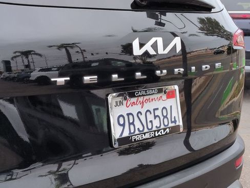 Certified 2022 Kia Telluride S FWD image 33