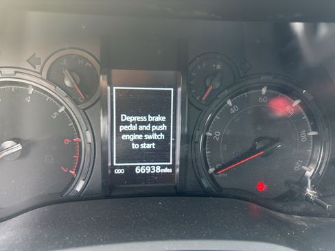 Used 2023 Toyota 4Runner SR5 AWD/4WD image 5