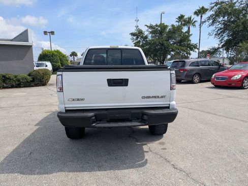 Used 2001 Chevrolet S10 Pickup 4x4 Extended Cab w/ Preferred Equipment Group image 5