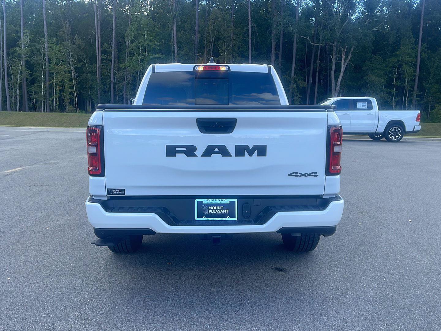 Used 2025 RAM 1500 Tradesman w/ Night Edition AWD/4WD image 6