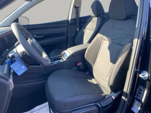 New 2026 Hyundai Tucson SE image 13