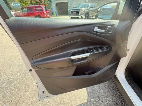 Used 2015 Ford Escape Titanium AWD/4WD image 19