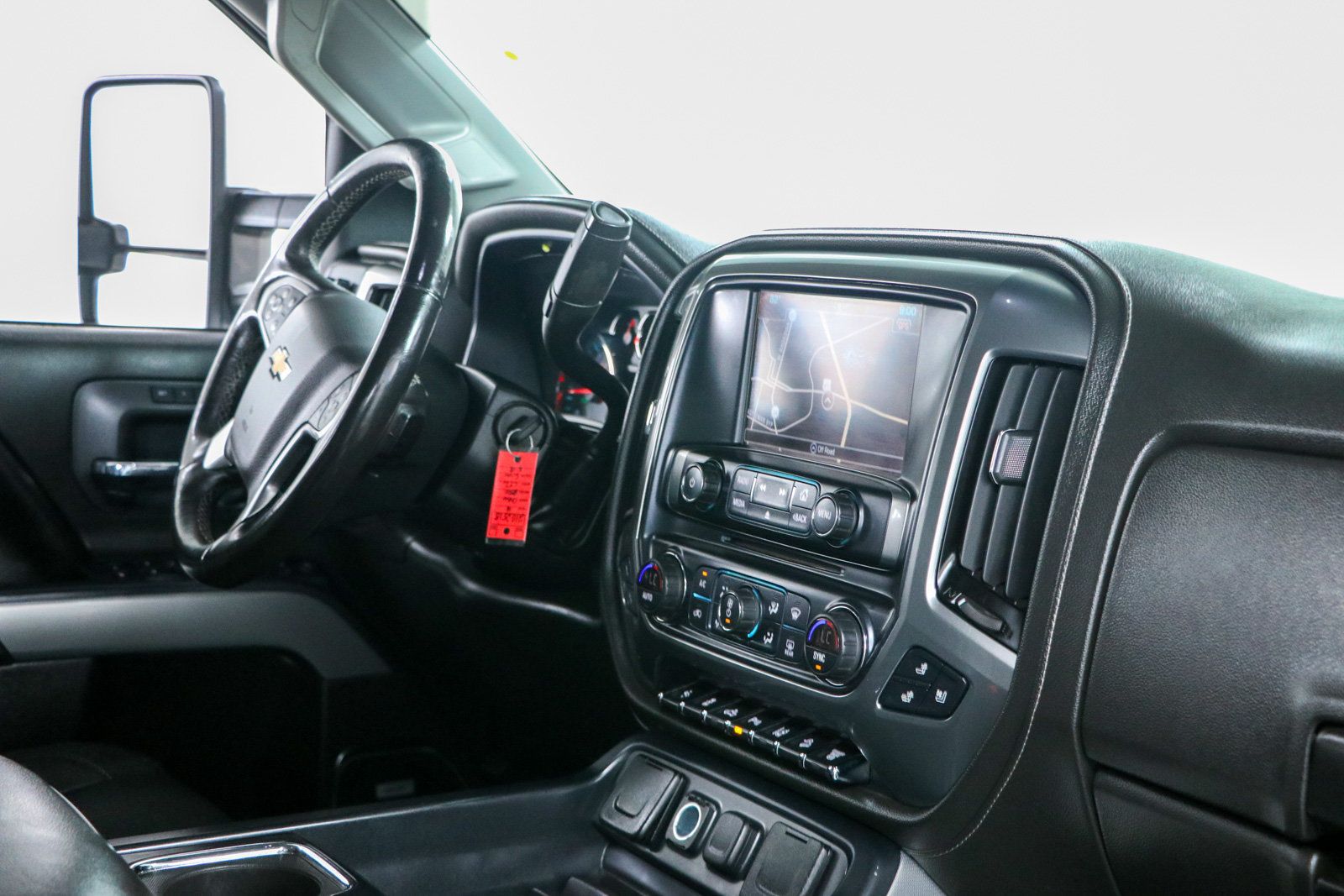 Used 2016 Chevrolet Silverado 2500 LTZ w/ Duramax Plus Package AWD/4WD image 28