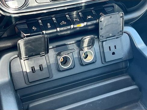 Used 2018 GMC Sierra 1500 SLT AWD/4WD image 20
