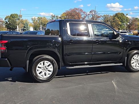 Used 2022 Nissan Frontier SV image 4