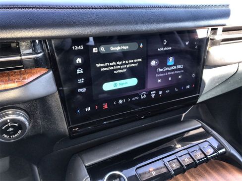 Used 2025 Lincoln Navigator L Black Label image 16