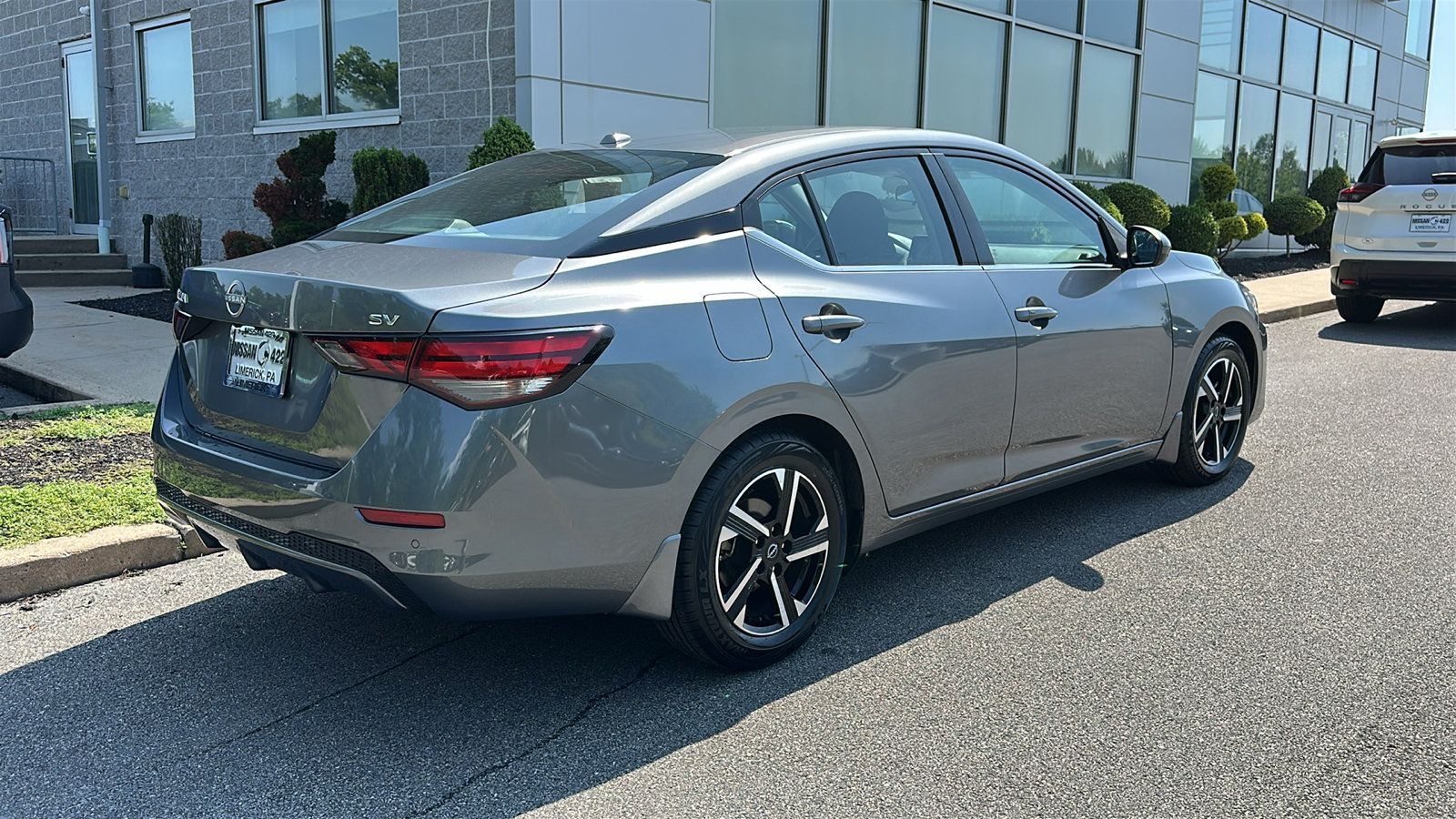 Certified 2024 Nissan Sentra SV FWD image 7