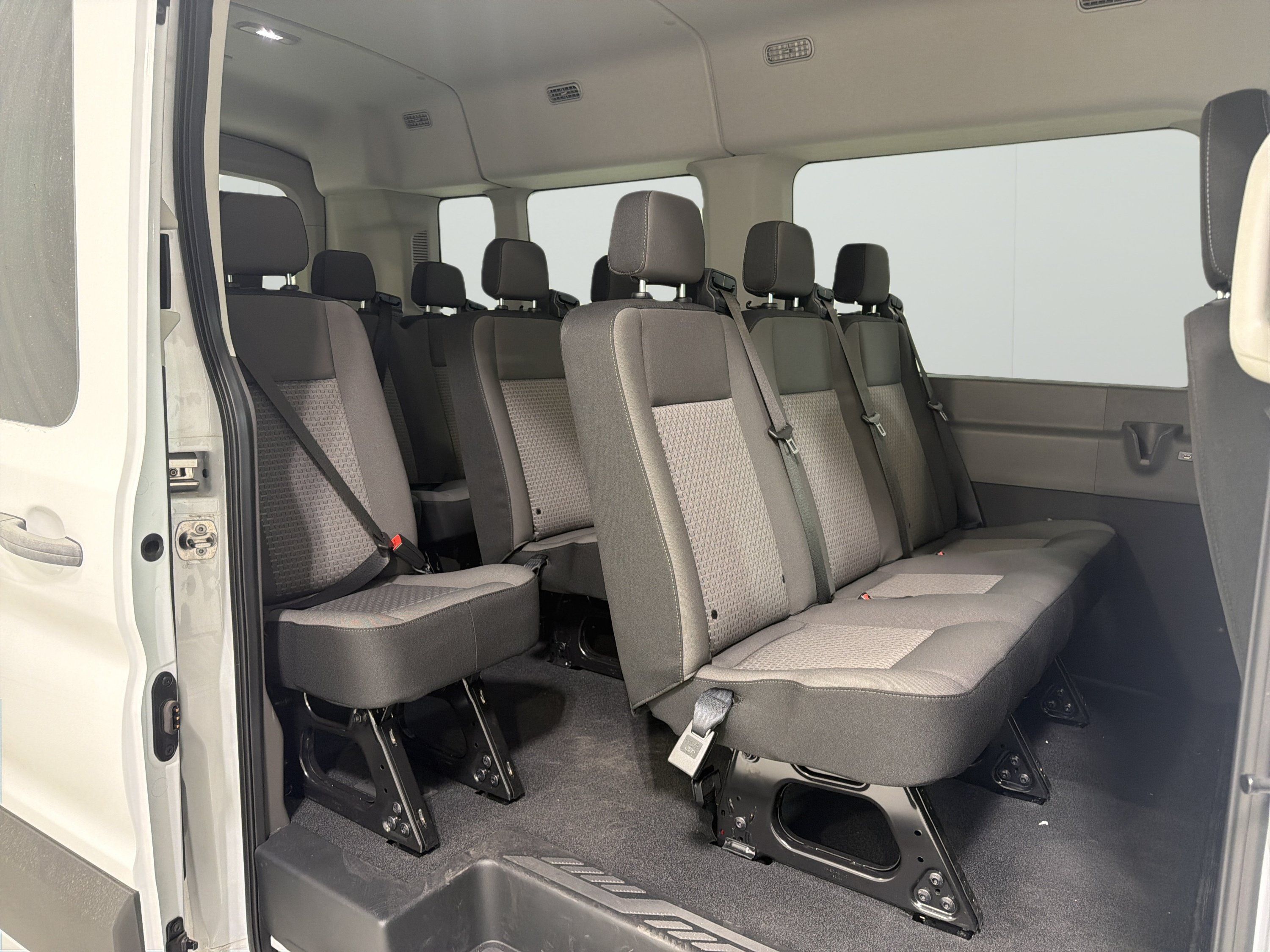 Used 2024 Ford Transit 350 XL RWD image 10