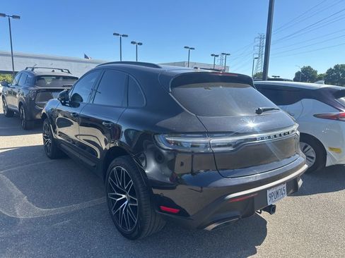 Used 2024 Porsche Macan AWD/4WD image 4