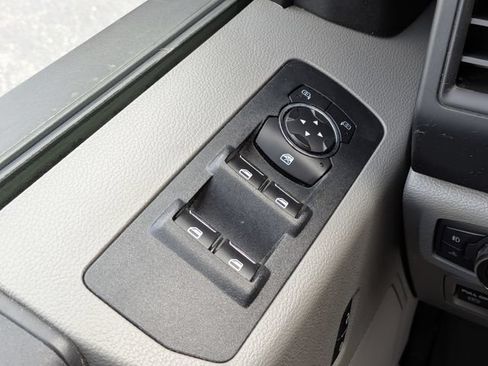 Used 2019 Ford F150 XL w/ Equipment Group 101A Mid AWD/4WD image 24