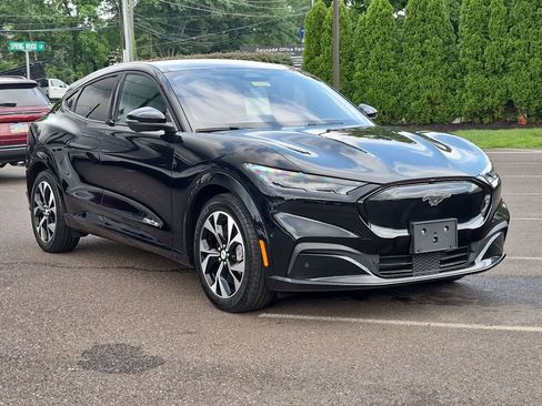 Certified 2023 Ford Mustang Mach-E Premium AWD/4WD image 4