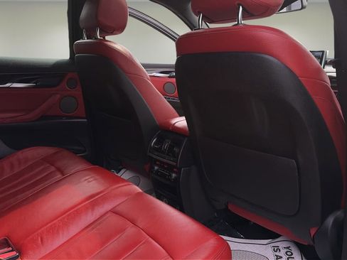 Used 2019 BMW X6 xDrive35i w/ M Sport Package AWD/4WD image 19
