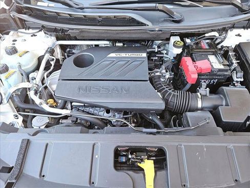 Used 2024 Nissan Rogue SV AWD/4WD image 28