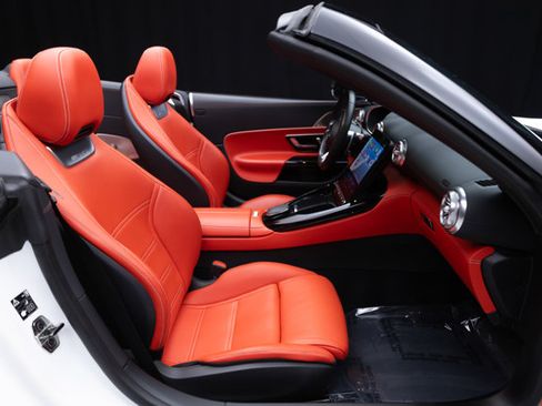 Used 2022 Mercedes-Benz SL 63 AMG 4MATIC image 68