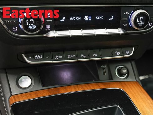 Used 2023 Audi Q5 Prestige w/ Prestige Package AWD/4WD image 21
