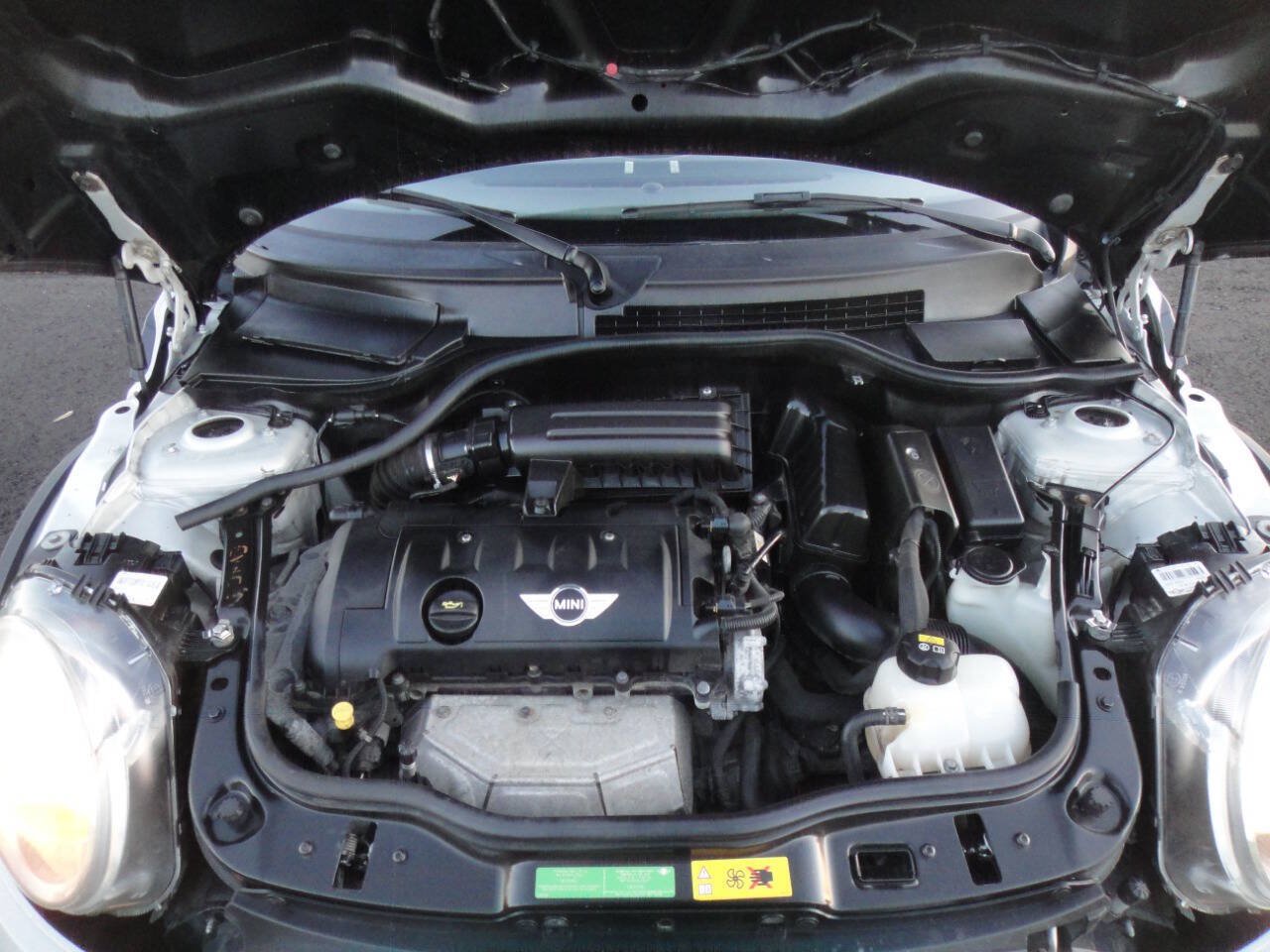 Used 2015 MINI Cooper Convertible FWD image 17