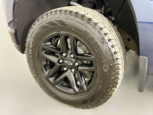 Used 2021 Chevrolet Silverado 1500 LT Trail Boss AWD/4WD image 31