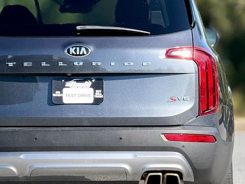 Used 2021 Kia Telluride S AWD/4WD image 17