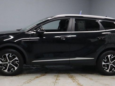 Used 2023 Kia Sportage EX image 7