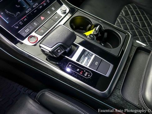 Used 2021 Audi SQ8 Premium Plus w/ SQ8 Black Optic Package image 25