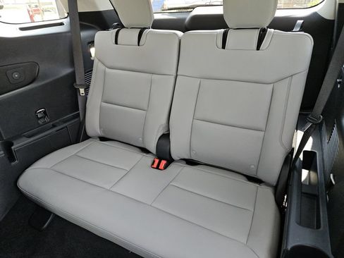 New 2026 Ford Explorer Active w/ Active Comfort Package RWD image 29