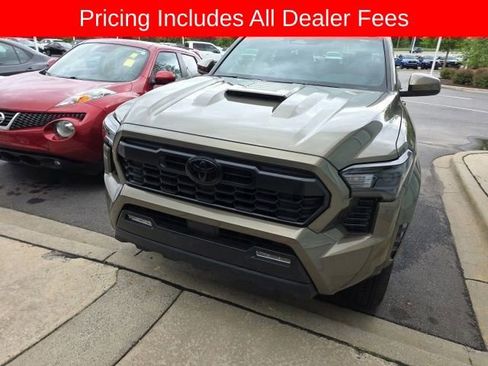 Used 2026 Toyota Tacoma TRD Sport AWD/4WD image 9