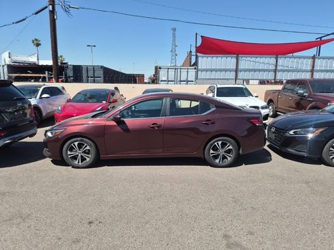 Used 2023 Nissan Sentra SV image 4