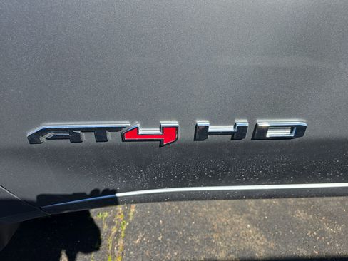 New 2026 GMC Sierra 2500 AT4 w/ AT4 Premium Plus Package AWD/4WD image 5
