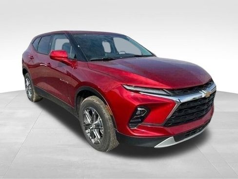 Certified 2024 Chevrolet Blazer LT w/ LPO, Floor Liner Package FWD image 6