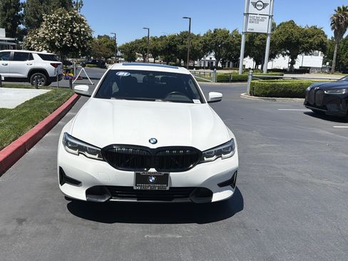 Used 2021 BMW 330i Sedan w/ Convenience Package RWD image 6