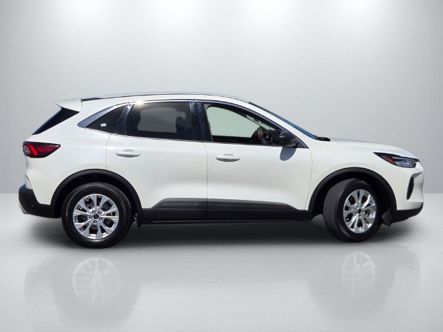 Used 2023 Ford Escape Active FWD image 3