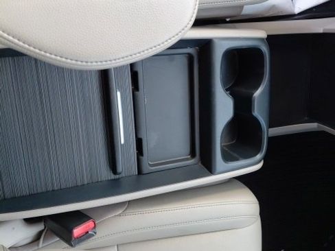 Used 2023 Honda Odyssey EX-L image 13