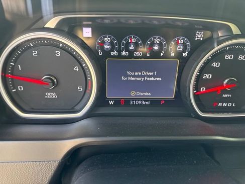 Used 2022 Chevrolet Silverado 2500 High Country w/ Safety Package II AWD/4WD image 3