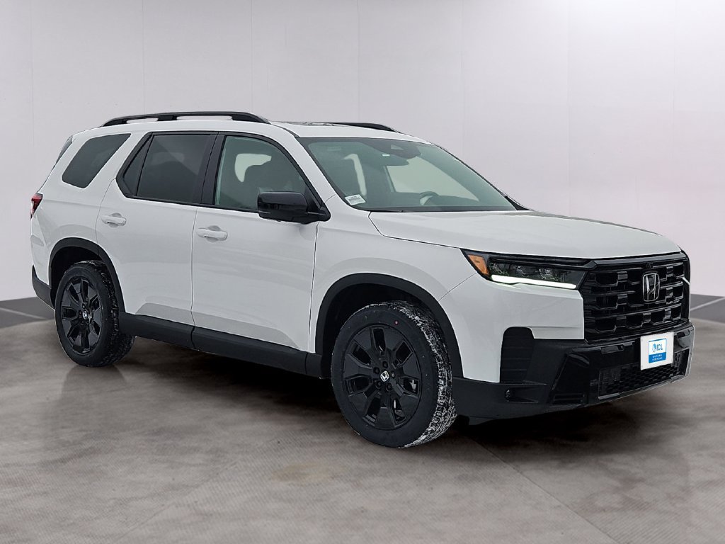 New 2026 Honda Pilot Black Edition image 2