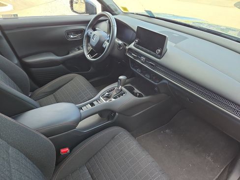 Certified 2024 Honda HR-V Sport image 25