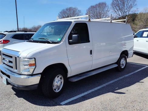 Used 2014 Ford E-250 and Econoline 250 w/ Power Group image 1