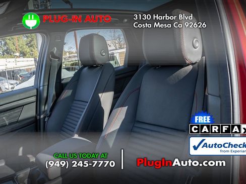 Used 2023 Land Rover Discovery Sport SE R-Dynamic image 7