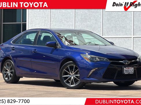 Used 2015 Toyota Camry XSE w/ Advanced Technology Package FWD image 1