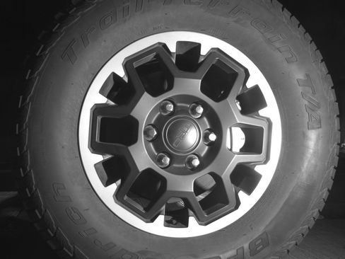 Used 2025 Toyota Tacoma TRD Off-Road image 12