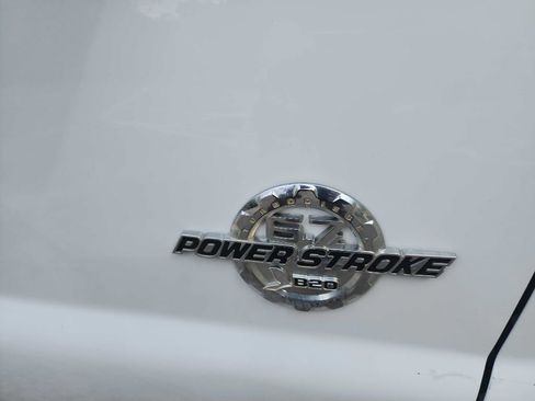 Used 2012 Ford F250 XL w/ XL Value Pkg image 16